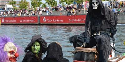 Rekordbeteiligung beim Kieler Drachenbootrennen