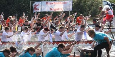 60 Funteams beim Drachenboot Frankencup