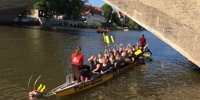 Hansefest in Halle mit Drachenboot-Rennen und Medicup