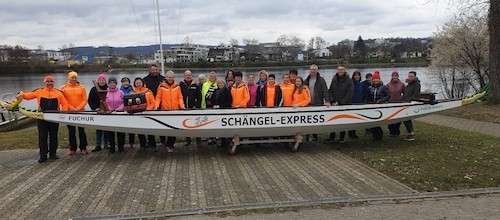 Traditionelle Bootstaufe eines Drachens in Koblenz